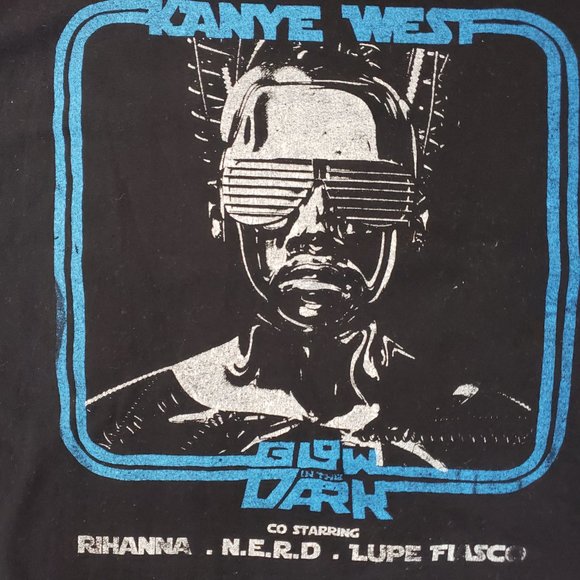 Kanye west glow in the dark tour  small size unisex 2008 rihanna nerd - Picture 5 of 7
